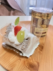 お昼ごはんをた...