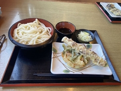 初めてお昼に食...