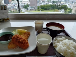またまた来訪し...
