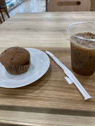 買い物をして、...