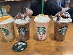 子供がスタバを...