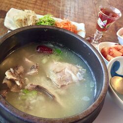 前からお店の前...