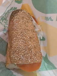 小腹が減ったと...