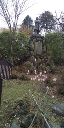 神橋沿いにたた...