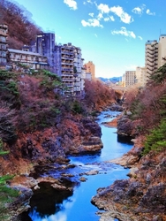 野外彫刻が7基...