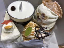 シュークリーム...