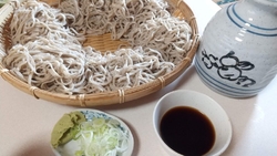 蕎麦の出前をと...