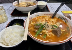 カルビラーメン...
