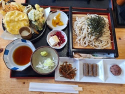 11時開店一番...