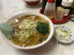 ラーメン食べた...
