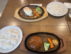 ランチに寄りま...