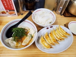 ものすっごく餃...