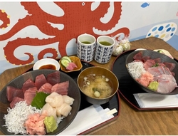 足利の市場は初...