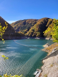 川俣ダムから日...