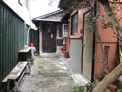 最初、お店が分...