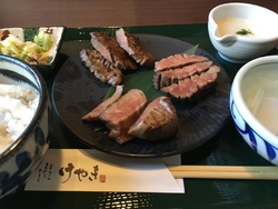 牛タン極み三昧...