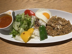 ランチメニュー...