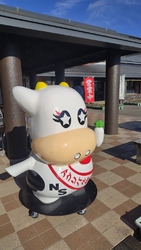 牛さんが大根を...