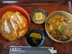 ランチタイム時...