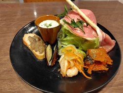 Bランチのピザ...