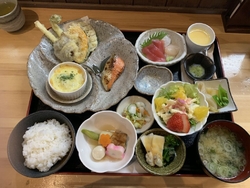つくしランチを...