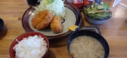 何度かお店の前...