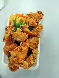 お昼のお弁当に...