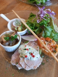 予約してランチ...
