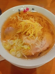 夜ラーメンが食...