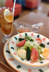 平日午後訪問。...