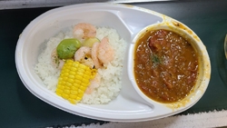 今日もお昼に注...