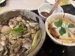 家族で夕食時に...