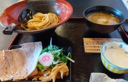 栃木はラーメン...
