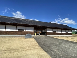 近くでランチの...