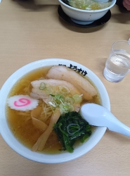並ぶの覚悟でラ...