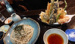 お昼の時間帯に...