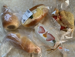 可愛らしいパン...