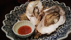 生牡蠣、蒸し牡...