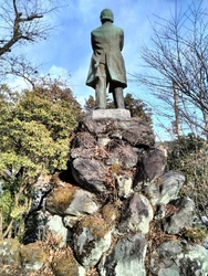 明治新政府軍の...