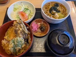 天丼とお蕎麦の...