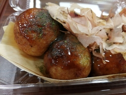 年末とあって店...