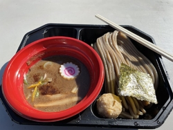 今日は小山御殿...