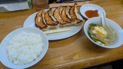 お盆期間中でか...