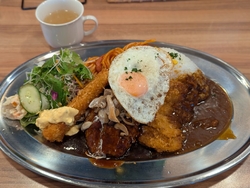 デカ盛りと聞き...