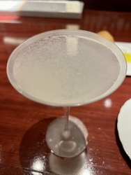 扉を開けるとバ...