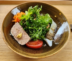 前から気になっ...