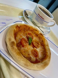 小腹が空いたの...