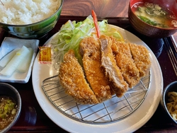 豚肉料理が旨い...