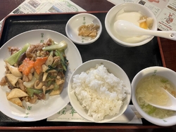 職場の同僚と初...