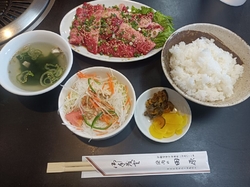 ランチメニュー...